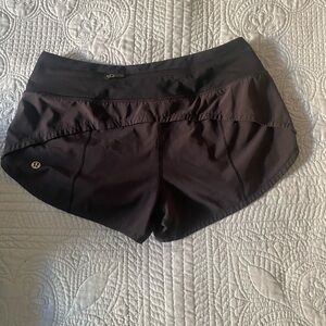 lululemon OG speed up shorts- black